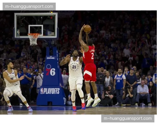 吉米·巴特勒关键时刻两罚全中，热火险胜奇才