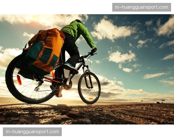 加拿大“全国山地车日”活动启动，旨在推广青少年骑行安全